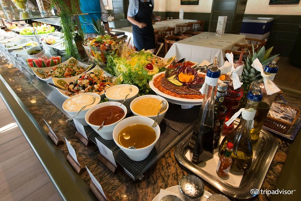 Restaurante buffet mediterráneo del Hotel Roses Platja